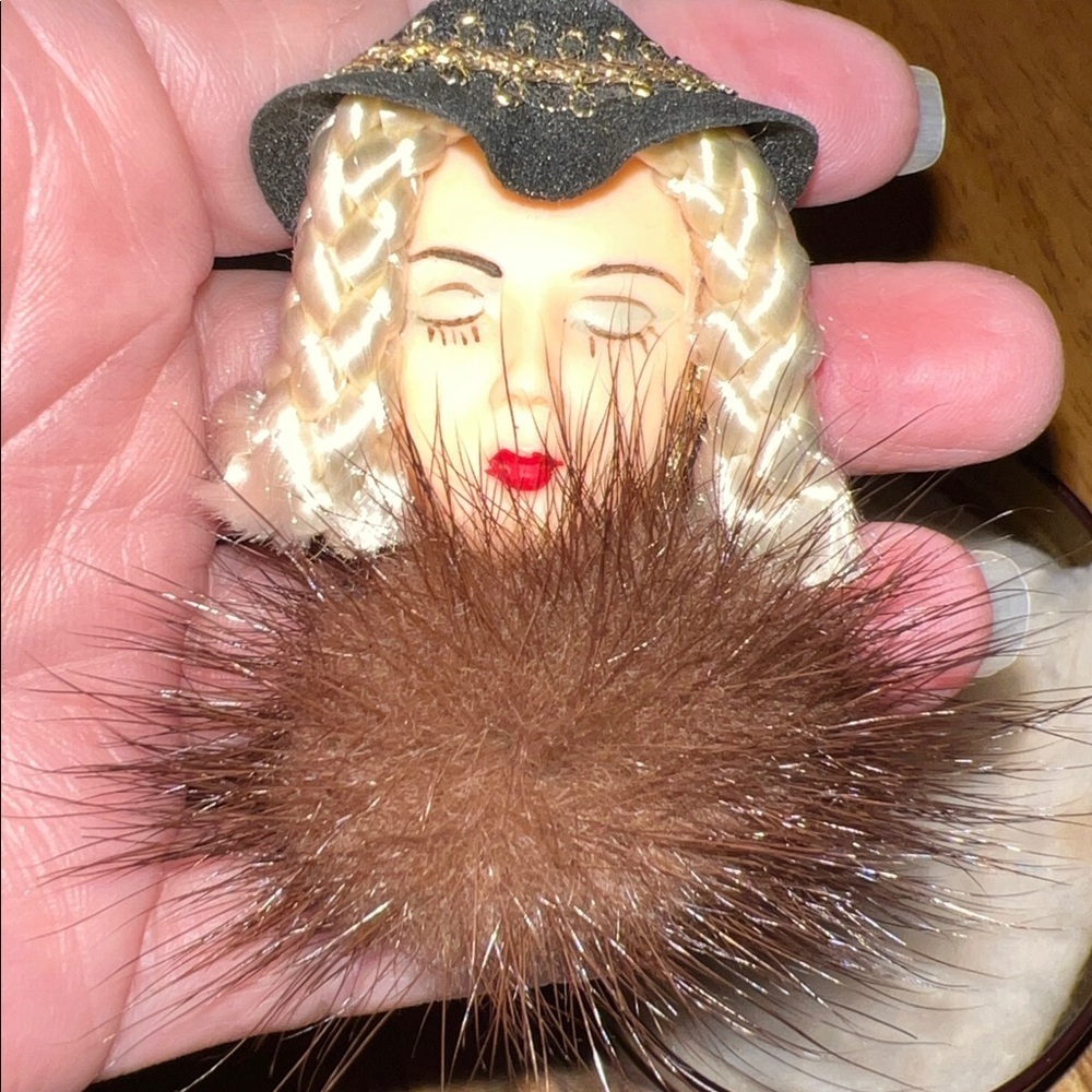 Vintage Flapper Retro Art Deco Lady Brooch with Black Hat and Brown Mink Fur
